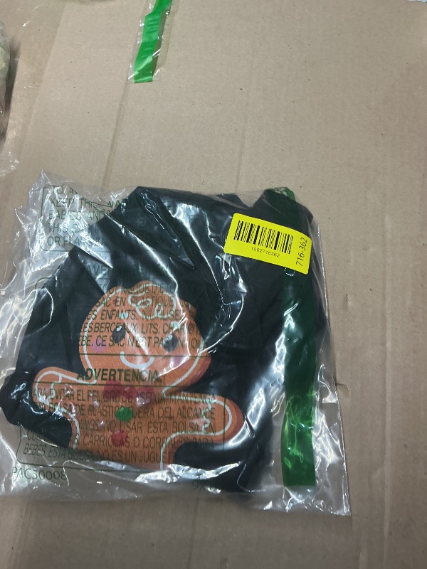 Photo 1 of ***BLACK** kids small Gingerbread Dad Christmas Matching Pajamas for Family Xmas T-Shirt