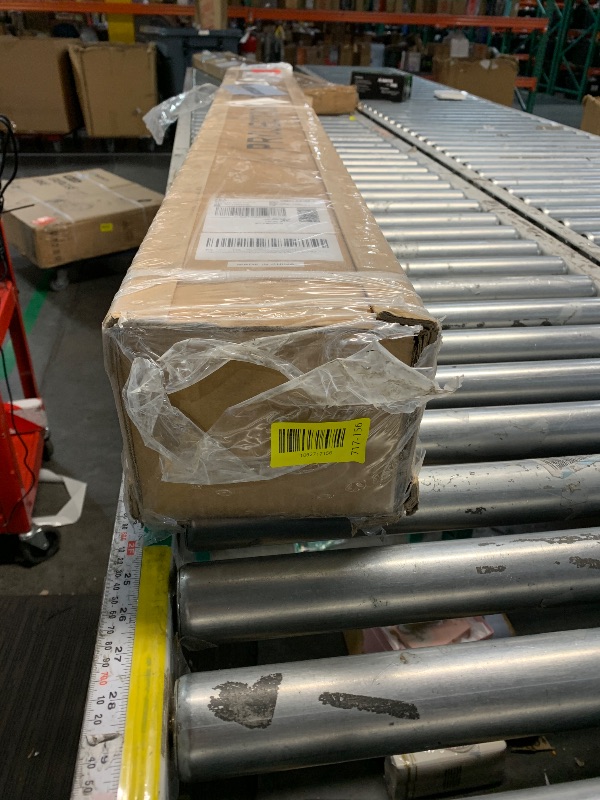 Photo 1 of ***FACTORY SEALED*** LIHONG 59.8 x 78.7in Green Screen Collapsible Chroma Key Backdrop,Portable Retractable for Video, Live Game,Aluminum Base,Wrinkle Resistant Fabric,Pull-up Style,Auto-Locking Frame