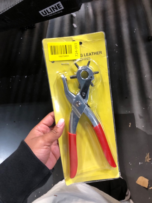 Photo 1 of **damaged
Leather Hole Punch Tool Set Heavy Duty 6 Size Revolving Leather Belt Hand Hole Puncher for Belts, Watch Bands, Straps, Dog Collars, Saddles, Shoes, Fabric, DIY Home or Craft Projects (9'', Silver/Red)