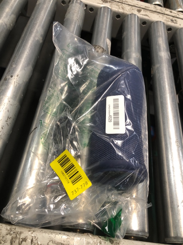 Photo 1 of ***MISSING PARTS***
Portable Bluetooth Speaker, 2026 Bluetooth 5.4 Wireless Speaker with 20W HD Loud Stereo Sound, 20H Playtime, LED Lights, IP7, TWS Pairing, Built-in Mic, for Outdoor, Home, Beach, Party, Gift, Blue