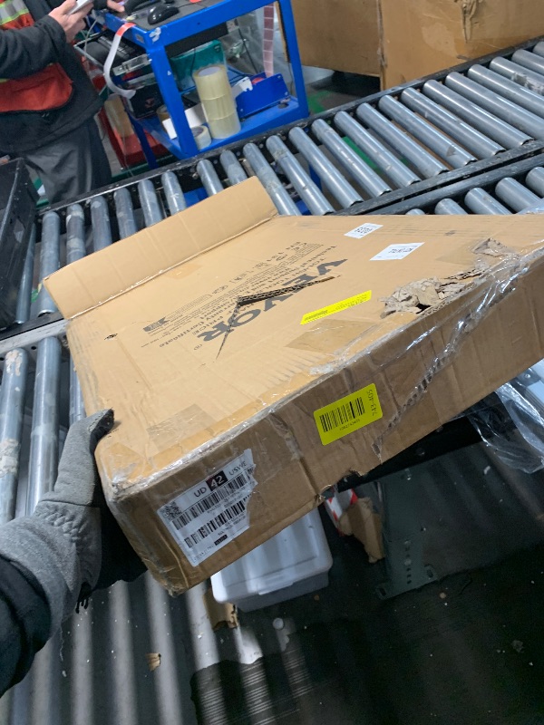 Photo 1 of ***DAMAGED - SEE NOTES/PICTURES***
RecPro RV 14.5' Telescoping Ladder | 15 Steps | Weighs 28 lbs | 330 lb Load Capacity | Aluminum Body | Locks Into Place