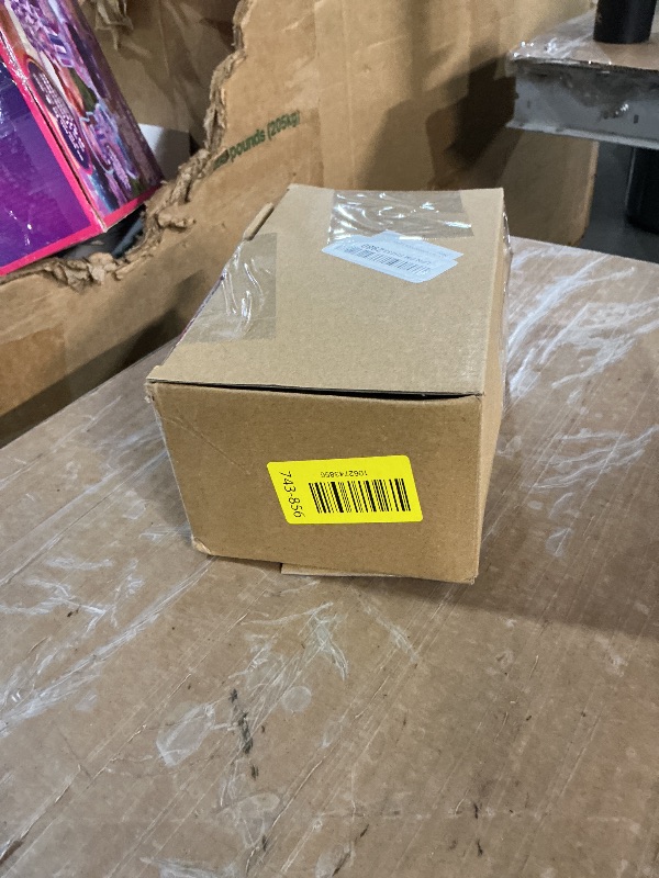 Photo 1 of (New) Outdoor Icicle Lights, 16.2Ft 40 LED Twinkling Icicle String Lights, Connectable 40 Tubes Chrisitmas Lights, Waterproof Hanging Christmas Ornament Plug in for Wedding, New Year, Home Decor