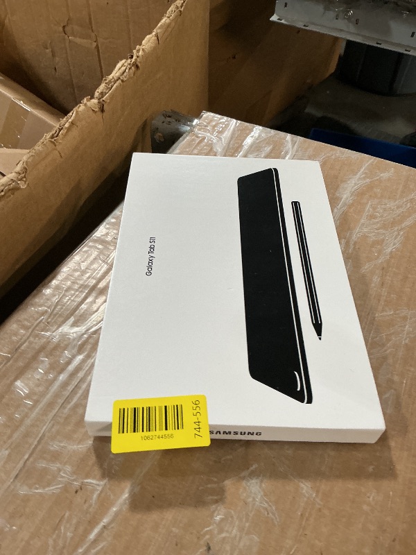 Photo 1 of ***MISSING PARTS***
Samsung Galaxy Tab S11 512 GB WiFi Android Tablet, Large Display, Durable, Slim, Light, High Performance, Long Battery Life, S Pen for Note-Taking, AI Assist, US Version, Gray