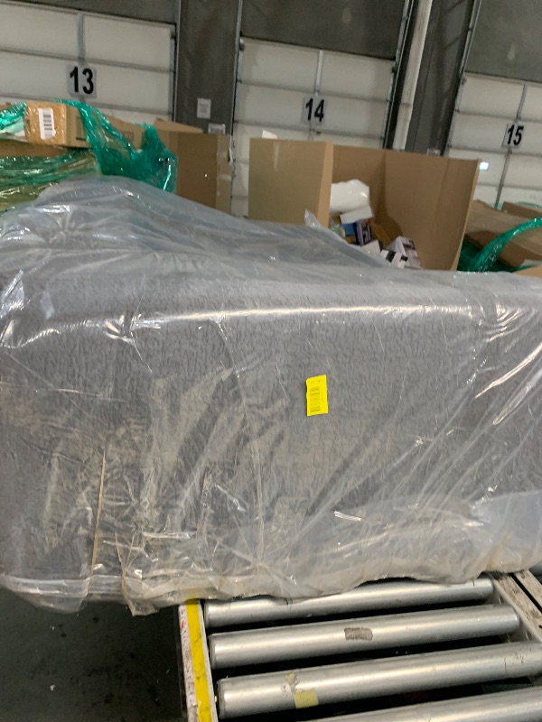 Photo 1 of ***PARTIAL SET SEE NOTES/ PICTURES***
Neche Modern L-Shaped Corduroy Sectional
