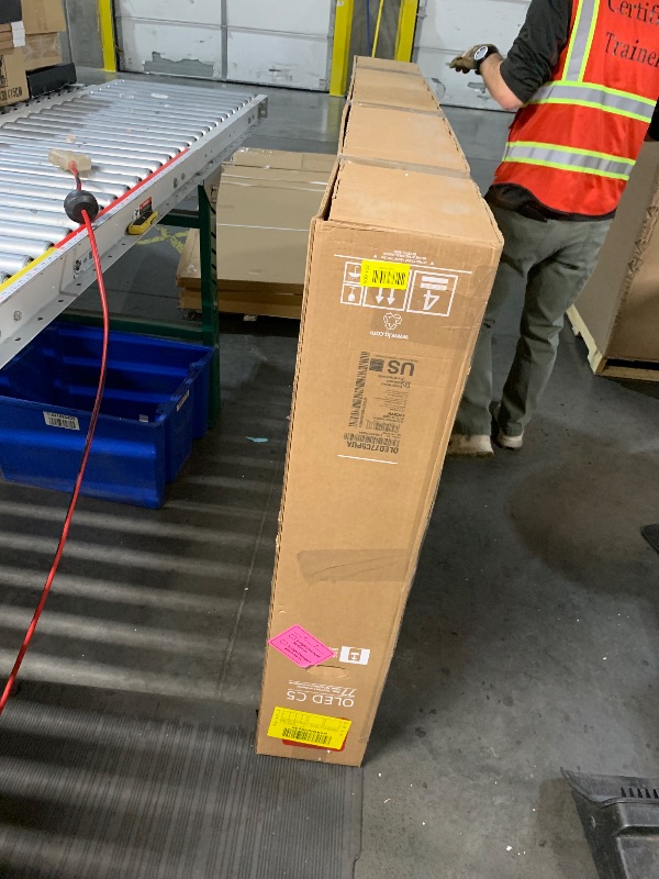Photo 1 of ***FACTORY SEALED***opened to verify its functionality***LG 77-Inch Class OLED evo AI 4K C5 Series Smart TV w/Dolby Atmos, Dolby Vision, HDR10, AI Super Upscaling 4K, Filmmaker Mode, Wow Orchestra, Alexa Built-in (OLED77C5PUA, 2025)