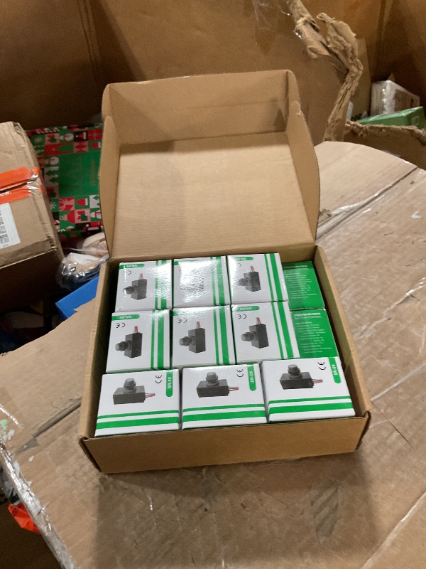 Photo 1 of * might be missing some *
Macarrie 20 Pieces Dusk to Dawn Sensor for Outdoor Lighting 100-277v Photoelectric Switch Bulk Photocell Light Sensor Photocell for Outdoor Lighting for Most Outdoor Lighting Fixtures