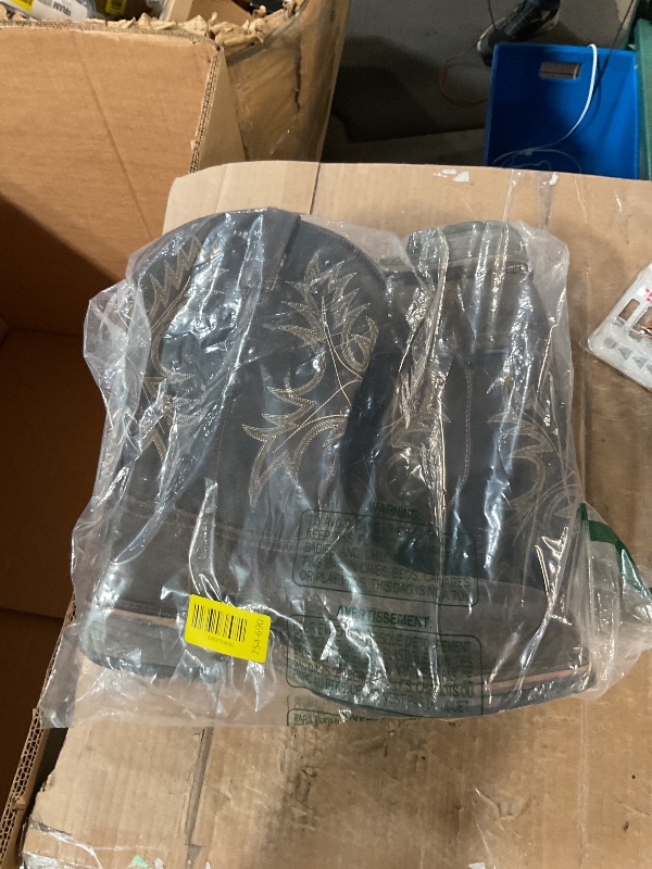 Photo 1 of * heavily worn *
Ariat WorkHog Waterproof Composite Toe Work Boots - Men's Safety Toe Western Boot size 13