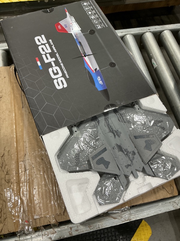 Photo 1 of **UNTESTED**
Leopmase RC Plane 4 Channel Remote Control Airplane - F-22 RC Airplane for Beginners Adult with Xpilot Stabilization System & Aerobatic, Two Batteries - Remote Control Plane Gift for Kids