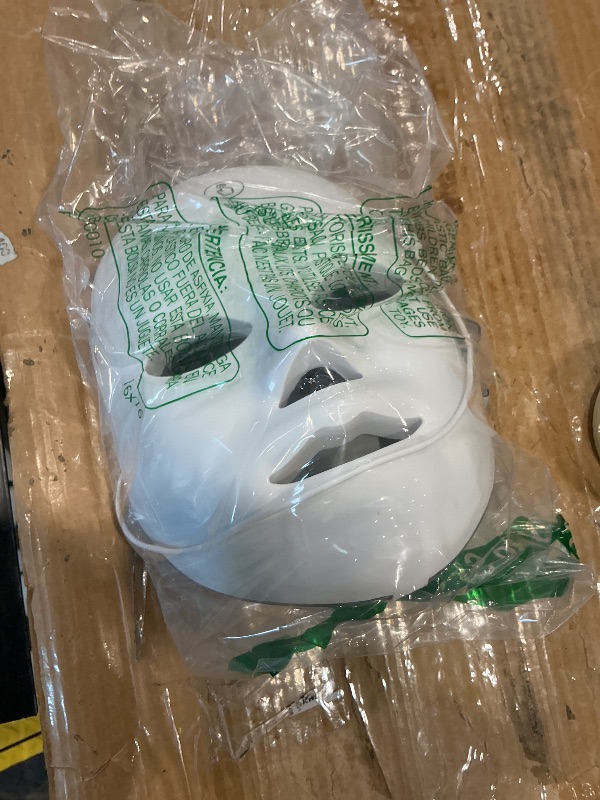 Photo 1 of **UNTESTED**
SUERBEATY Red Light Mask For Face, 7-1 Colors Red Light Face Mask, Facial Skincare At Home, Cordless, Portable and Rechargeable