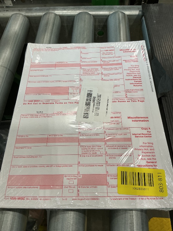 Photo 1 of 1099 MISC Forms 2025, 5 Part Set, Kit for 25 Vendors Complete Laser 1099 Tax Forms in Value Pack 1099 Misc 2025- NO ENVELOPES