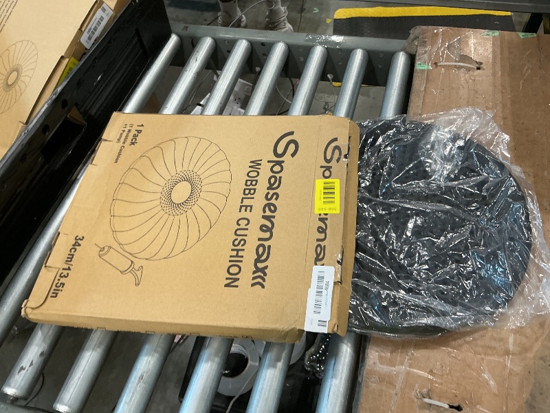 Photo 1 of **UNTESTED**
Wobble Cushion with Inflation Pump - Wobble Disk Balance Disc Wiggle Seat for Sensory Kids, Balance Pads (Black)
