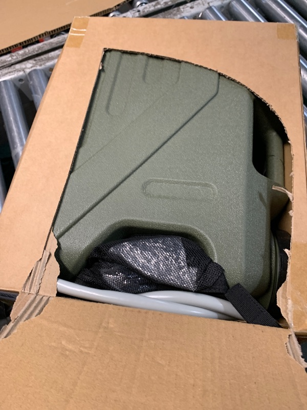 Photo 1 of ***Damaged hose***
SPACEREST Portable Shower for Camping with Integrated Design – Spill-Resistant, Electric Camping Shower, 5-Gallon Food-Grade Water Jug for Outdoor, Beach, Hiking, Dog Wash, 2 Batteries