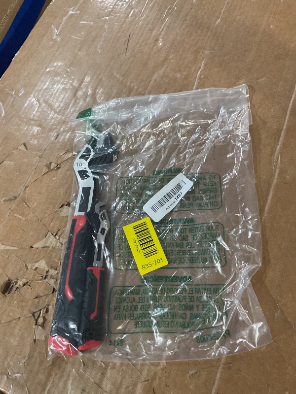 Photo 1 of * only comes with two *
Rhevosil 6” 8” 10” Multi-function Self-locking Pipe Wrench Set, Chromium Vanadium Steel,Plumbers Wrench with Self Tightening Function for 9/32”-1 3/8” (7-35mm) Pipe Fittings and Nuts (1set)