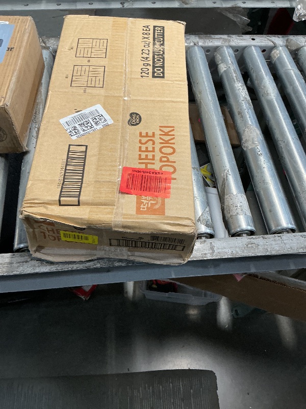 Photo 1 of [Dongwon] Authentic Korean Rice Cake Topokki with Creamy Cheese Flavor | Popular Korean Street Food | Easy to Prepare | Delicious and Chewy Snack for Cheese Lovers (8 Bowls)