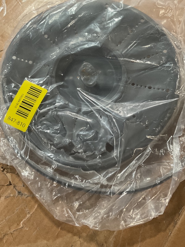 Photo 1 of * some of the plastic has melted *
WVM Microwave Splatter Cover Vented for Food with Hook Hole, Splatter Guard & Colander Kitchen Gadget for Food, Meal Prep, Grey