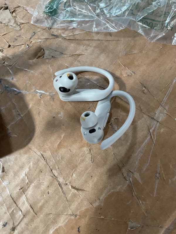 Photo 1 of * has earwax on them*
Beats Powerbeats Pro 2 - Wireless Noise Cancelling Workout Earbuds with Secure- Fit Earhooks, Up to 45-Hour Battery with Charging Case, Sweat & Water Resistant, Heart Rate Monitoring - Quick Sand