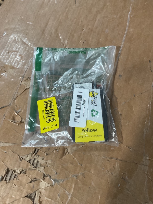 Photo 1 of * only comes with yellow *
Smart Ink Compatible Ink Cartridges Replacement for HP 952XL 952 XL 4 Combo Pack (Black, Cyan/Magenta/Yellow) to use with HP OfficeJet Pro 8710 7740 8720 8715 8210 8703 OfficeJet 8702 Printers