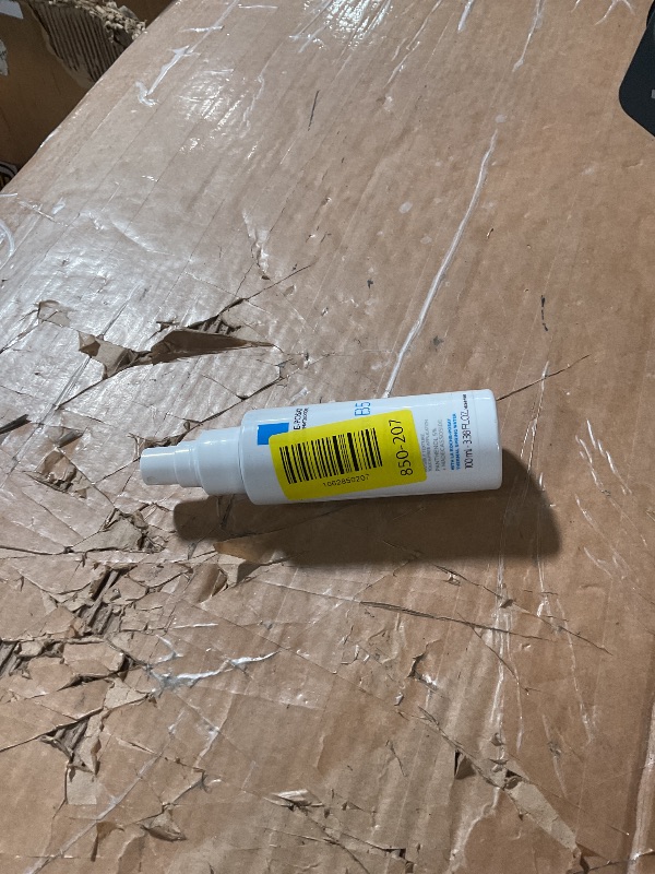 Photo 1 of * missing the  cap*
La Roche-Posay Cicaplast B5 Spray With Vitamin B5 Panthenol & Madecassoside, Hydrating Face Mist For Skin Barrier Repair, Soothing Touch-Free Face & Body Spray, Sensitive Skin & Dermatologist Tested