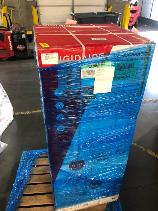 Photo 1 of ***FACTORY SEALED***
Frigidaire EFR753 Retro Apartment Size Refrigerator with Top Freezer - 2 Door Fridge with 7.5 Cu Ft of Storage Capacity, Adjustable Spill-Proof Shelves, Door & Crisper Bins, Mint