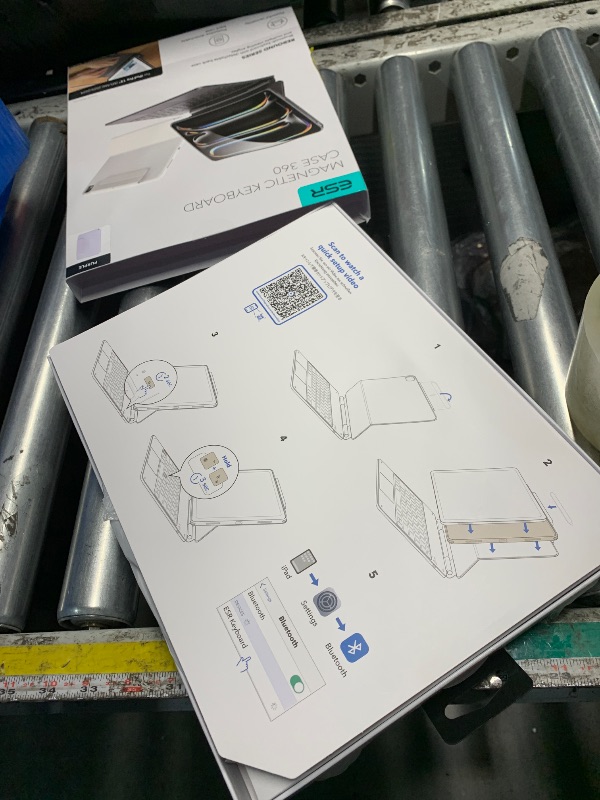 Photo 1 of [Upgraded] ESR iPad Pro 13 Inch Case with Keyboard (M5/M4, 2025/2024), iPad Pro 13 Keyboard Case with Magnetic Stand, Portrait/Raised Modes for iPad Pro 13, Removable, Rebound 360 Series, Pirple