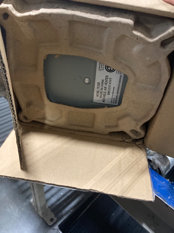 Photo 1 of *UNTESTED*
Lasko 1500W Ceramic Tower Space Heater with Remote, Thermostat, Timer & Widespread Oscillation, Portable Electric Heater for Indoor Use, Bedroom & Living Room, 751320