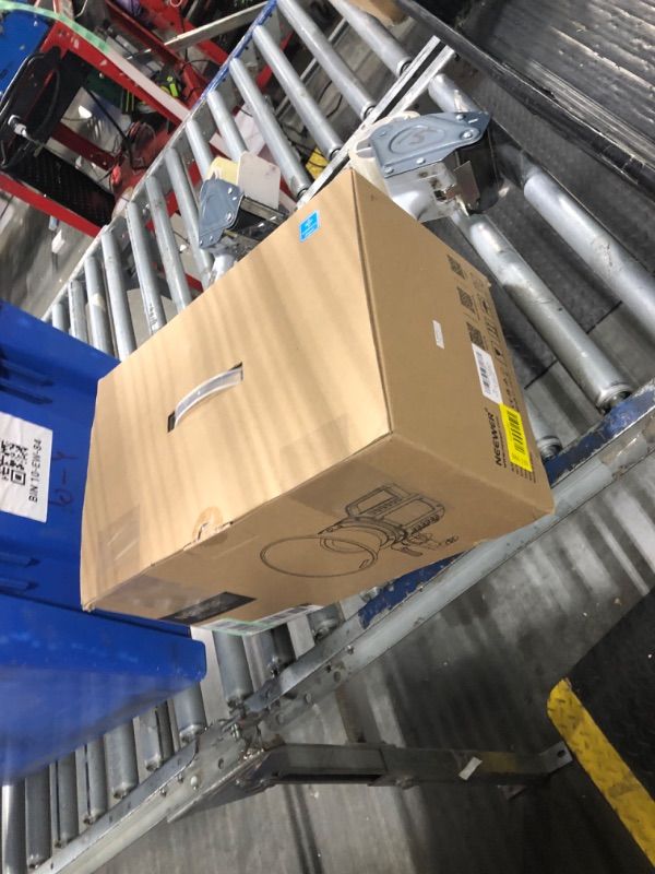 Photo 1 of ** minor crack on bottom still functional *** NEEWER FS150 LED Video Light 2.4G/APP Control, 130W 5600K COB Daylight Silent Photography Continuous Output Lighting 4 Precise Dimming Types 102000lux/1m CRI97+ 9 Effects Bowens Mount, US Plug