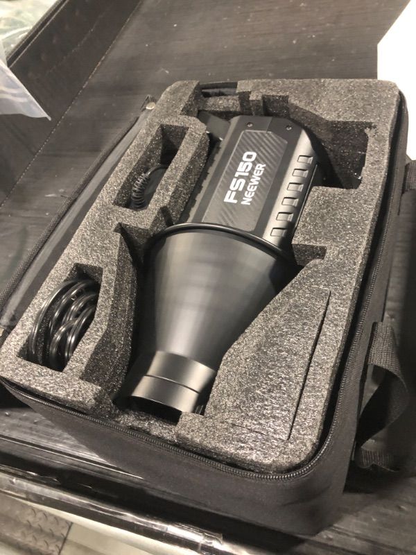 Photo 1 of ** minor crack on bottom still functional *** NEEWER FS150 LED Video Light 2.4G/APP Control, 130W 5600K COB Daylight Silent Photography Continuous Output Lighting 4 Precise Dimming Types 102000lux/1m CRI97+ 9 Effects Bowens Mount, US Plug