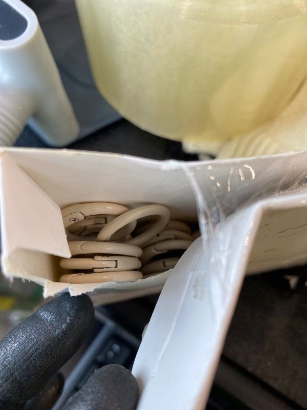 Photo 1 of ***JUST ONE COLOR*** 50PC Spring O Rings Set, Colorful Round Metal Carabiner Clips for Keychains, Handbags & Purses, Durable Snap Keyring & Backpack Clips, Versatile Organizer for Keys & Accessories