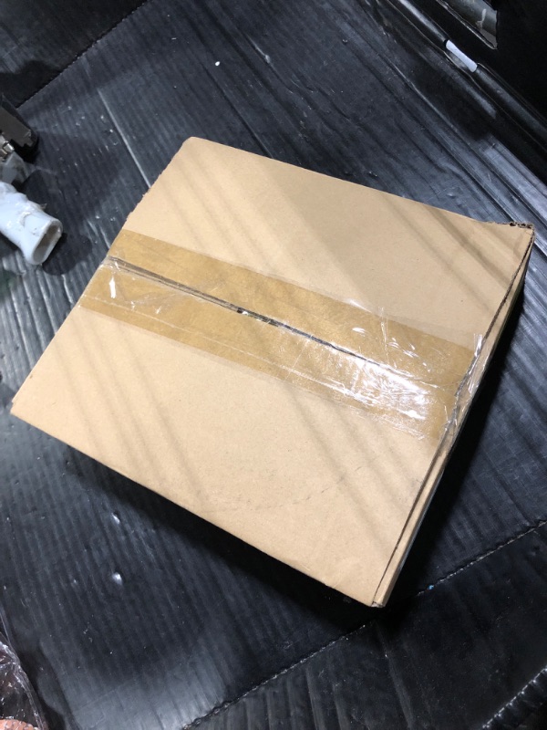 Photo 1 of 108pcs Roses Head Flowers with Stem - Black Gold White Graduation Artificial Flowers Rose Bulk - Silk Rose Fake Flower for Birthday Wedding Baby Shower Centerpieces Gold Theme Grad Party Tables Decor