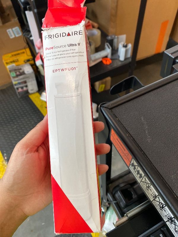 Photo 1 of *MISSING PARTS*
Frigidaire PureSource Ultra (EPTWFU01) & PureAir Ultra II (PAULTRA2) Water & Air Filter Combo Kit, 2 Pieces