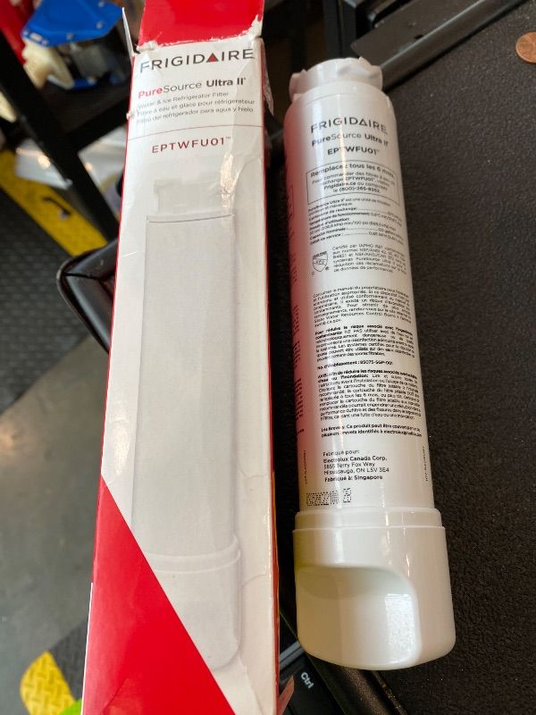 Photo 1 of *MISSING PARTS*
Frigidaire PureSource Ultra (EPTWFU01) & PureAir Ultra II (PAULTRA2) Water & Air Filter Combo Kit, 2 Pieces