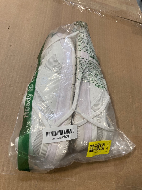 Photo 1 of **USED**Wilson Pickle Pro Men's Pickleball Shoe - White, Size 8 US