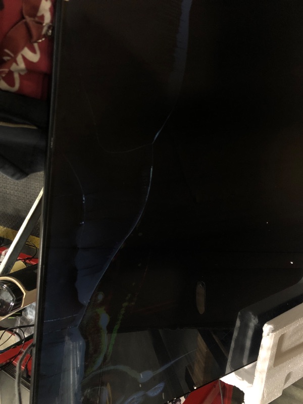 Photo 1 of ****broken screen - sold for parts*****Samsung 70-Inch Class Crystal UHD U8000F 4K Smart TV (2025 Model) Endless Free Content, Crystal Processor 4K, MetalStream Design, Knox Security, Alexa Built-in