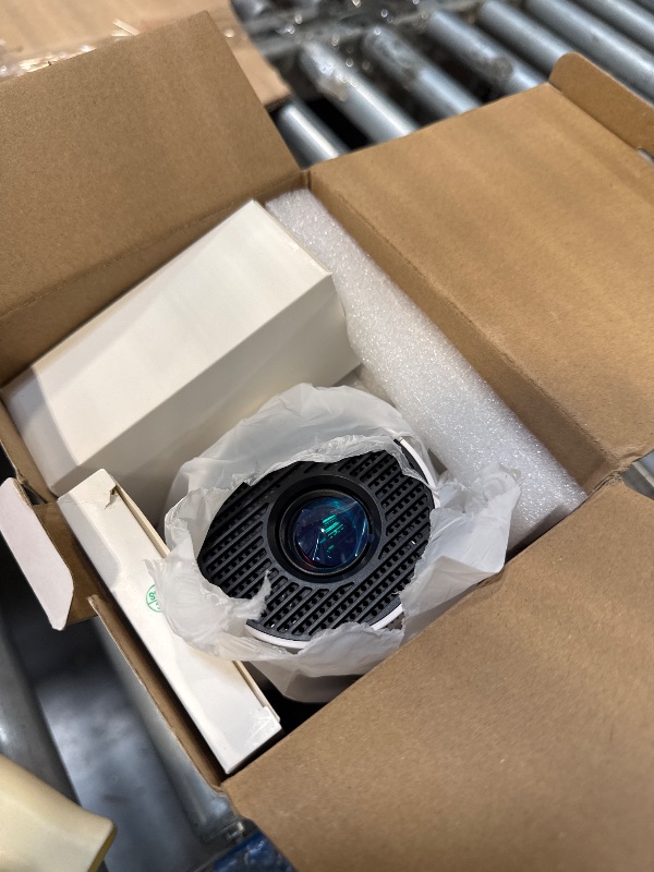 Photo 1 of ?Electric Focus?Magcubic Mini Projector 4K Support, Portable Projector with WiFi 6 and Bluetooth 5.4, Smart Proyector, 5W Soundbase Speaker, 180°Rotation for Home Theater