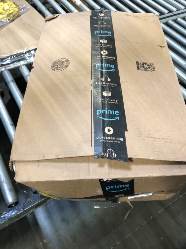 Photo 1 of *****STAINED***MEGCXIT 3PCS Bed Wedge Pillow for Headboard, Adjustable Wedge Pillow for Sleep Apnea, 23” Wide Triangle Pillow Wedge Set for After Surgery, Acid Reflux Relief, Snoring, Neck&Back Support, White/Grey