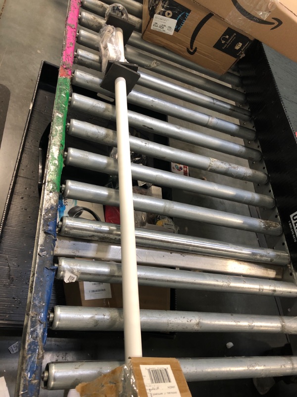 Photo 1 of ****BROKEN***EXCLUSIVE HOME Crystal Ball 1" Curtain Rod and Coordinating Finial Set, Matte White, Adjustable 36"-72"