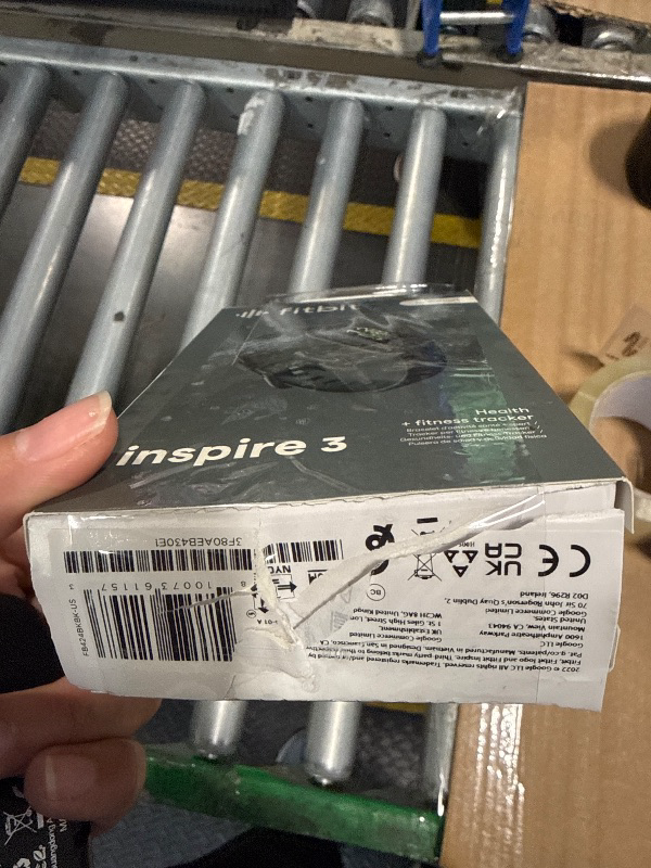 Photo 1 of *** USED*** Fitbit Inspire 3 Health &-Fitness-Tracker with Stress Management, Workout Intensity, Sleep Tracking, 24/7 Heart Rate and more, Midnight Zen/Black One Size (S & L Bands Included)