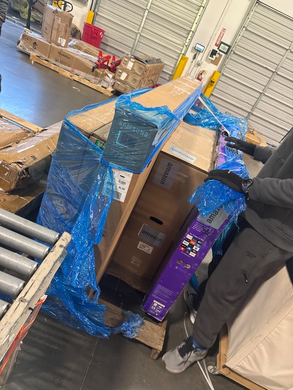 Photo 1 of ********MIXED PALLET OF TVS PARTS ONLY*******