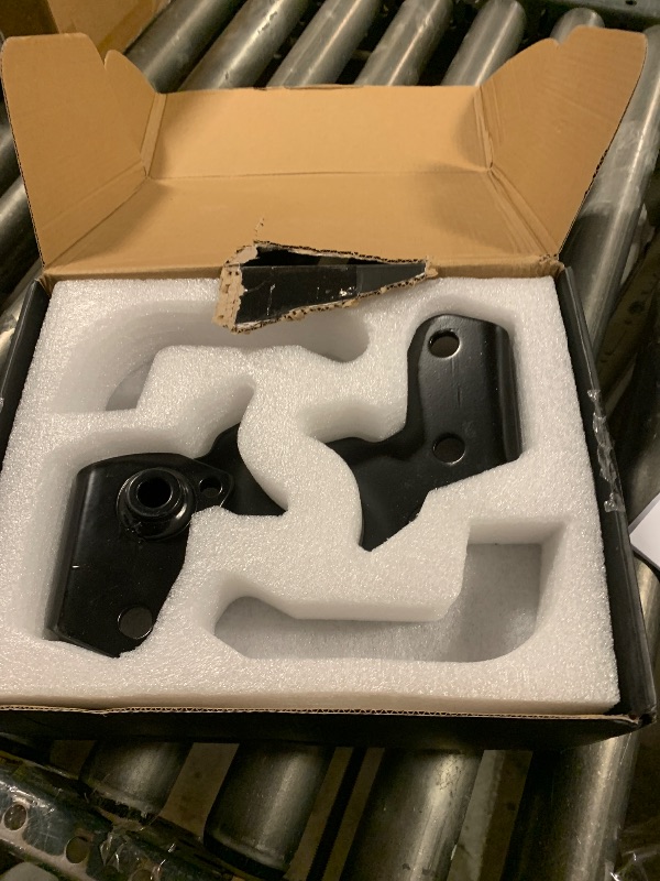 Photo 1 of 1764000 Front Sway Bar Quick Disconnect Kit Compatible with Jeep JL/JT Gladiator - 0-4.5” Lift