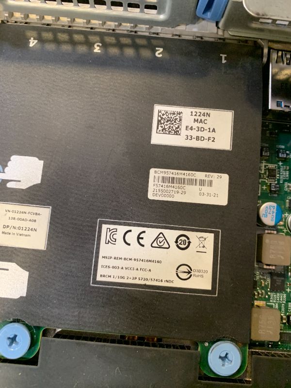 Photo 1 of Dell PowerEdge R640 Server 2.40Ghz 40-Core 128GB RAM 2X 1.92TB SSD 6X 1.8TB (Renewed)