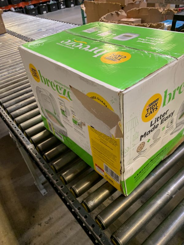 Photo 1 of Tidy Cats Breeze Litter Box, with Scoop, Hooded System