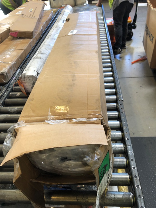 Photo 1 of KOULABR Z Queen Size Mattress, 12 Inch Hybrid Mattress in a Box, Gel Memory Foam, Individually Wrapped Pocket Coils Innerspring, Pressure Relief, Medium Firm (12 INCH, Queen (New))