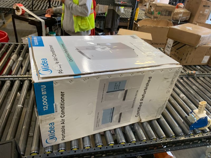 Photo 1 of Midea Duo 14,000 BTU(12,000 BTU SACC) High Efficiency Inverter, Quiet Portable Air Conditioner, Cools up to 550 Sq.Ft., Works with Alexa/Google Assistant, Includes Remote Control&Window Kit (Renewed)