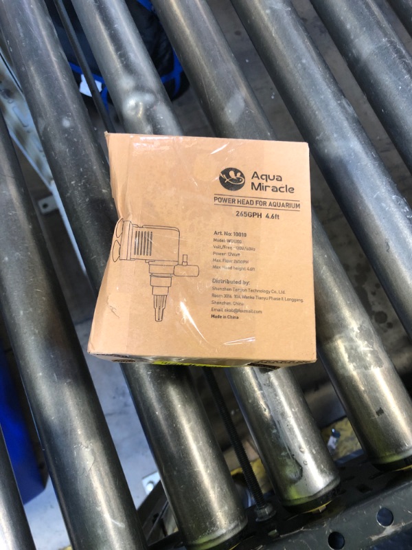 Photo 1 of AquaMiracle Aquarium Powerhead Pump Circulating Water Pump 265 GPH for 60-80 Gallon Aquariums with Aerating Features