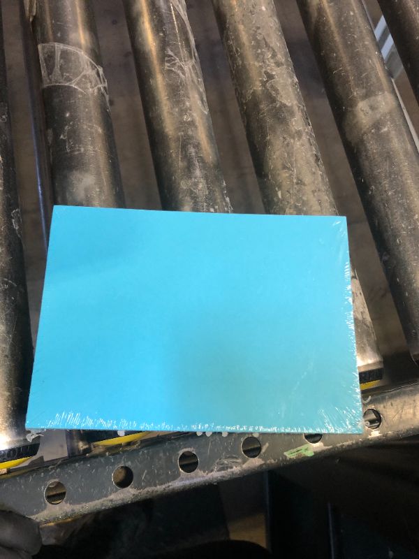 Photo 1 of Hamilco Colored Scrapbook Cardstock Paper 5x7 Card Stock Paper 65 lb Cover 100 Pack (Electric Blue)
