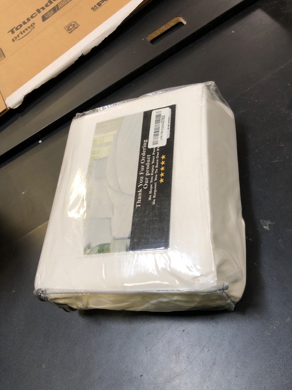 Photo 1 of Linenwala 4 PC Bedding Sheet Set 6-10" Deep Pocket 400 TC 100% Cotton for RV- Trucks, Campers, Airstream, Bus, Boat and motorhomes Easy to fit in RV-Mattress RV Queen 60"X80" White Solid