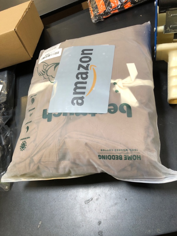 Photo 1 of BESTOUCH Duvet Cover Set 100% Washed Cotton Linen Feel Super Soft Comfortable Chic Lightweight 3 PCs Home Bedding Set Solid Cocoa Brown King