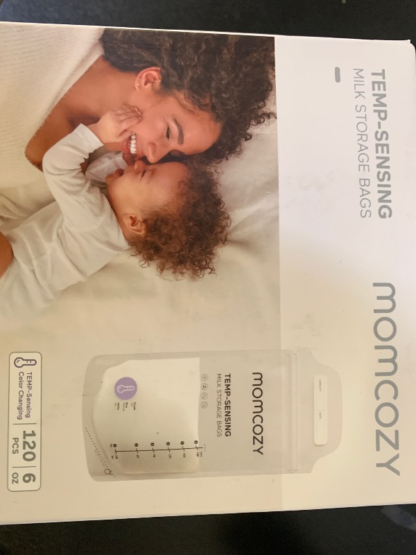 Photo 1 of Momcozy temp-sensing milk storage bags