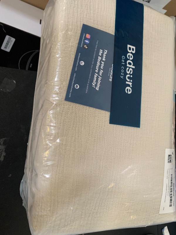 Photo 1 of Bedsure 100% Muslin Cotton Duvet Cover Queen Size - Ultra-Soft, Breathable & Lightweight - Linen Like Gauze Comforter Cover Set with Button Closure and Corner Ties (Linen, Queen, 90"x90")