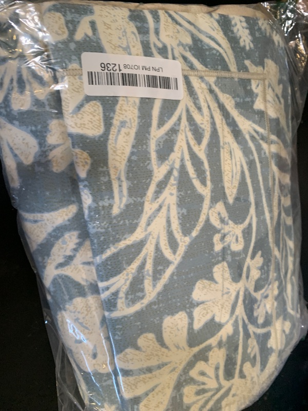 Photo 1 of SLEEPBELLA Duvet Cover Queen Size, 600 Thread Count Cotton Beige & Bluish Grey Printed with Luxurious Leaves Pattern Reversible Botanical Comforter Cover Sets, Bedding Set 3Pcs (Queen, Beige Paisley)